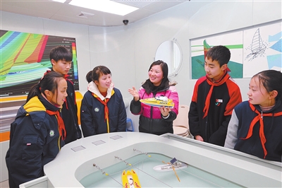 上海社建设-浦东新区社建设初中如何大学毕业考图片