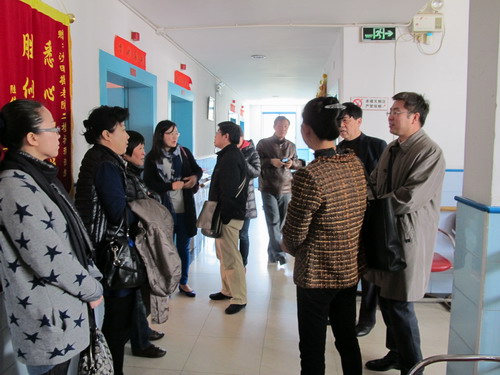 华师大社会发展学院与普陀区沙田敬老院就社工