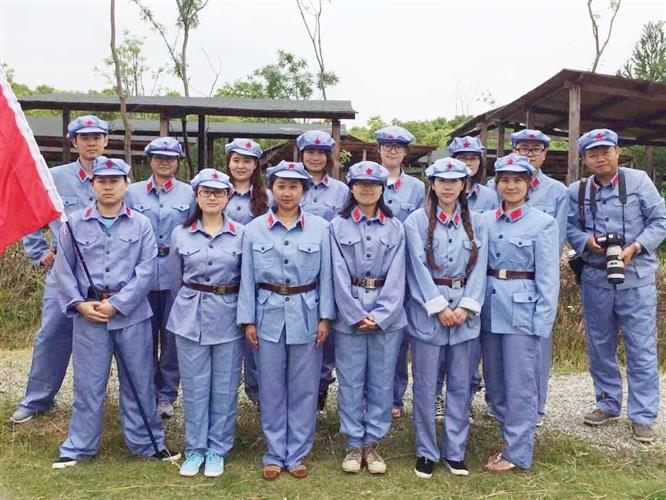 普陀区长风新村街道:三位一体筑楼宇同心家