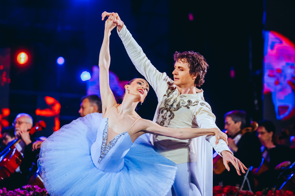 上海文联-辰山草地广播音乐节首次引入舞蹈