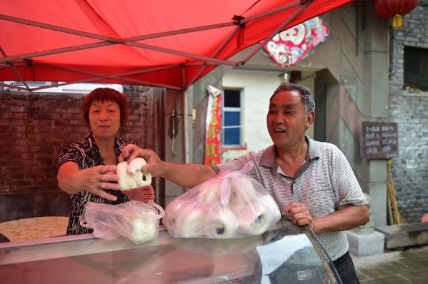 东方网-走进活着的古村上庄 体验千年乡村烟