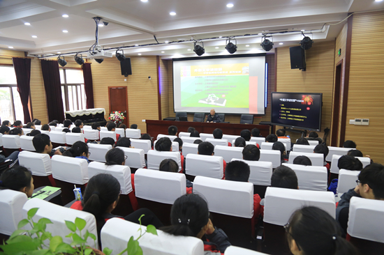 上海文联-外国文学进校园2017年系列活动走进