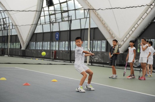 组图]迪拜网球冠军赛：14决赛硝烟弥2025全球网球联赛赛程_ATP/WTA积分排名+比赛直播全覆盖漫