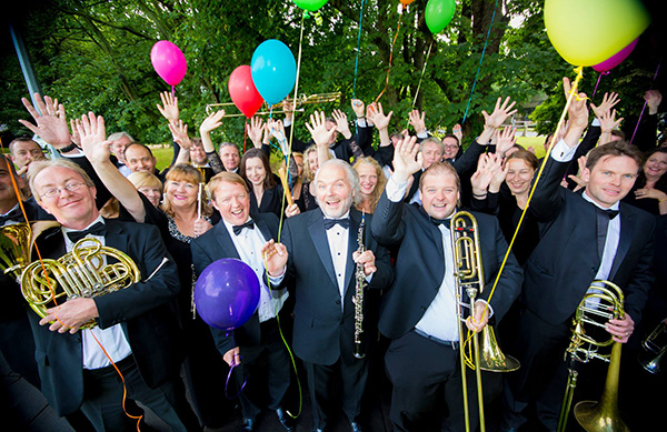 上海文联-辞旧迎新,这些剧院将为严冬带来艺术