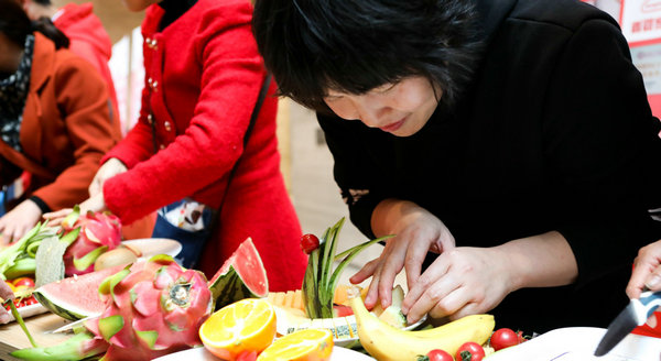 4万名家政员将持证上门服务