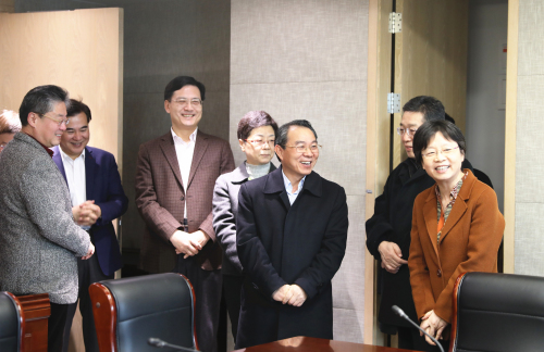 董云虎郑钢淼等市领导走访民革市委机关